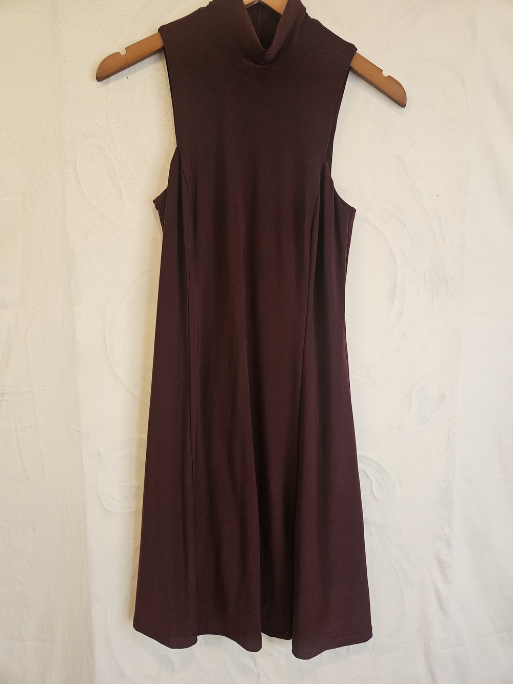 Lauren Ralph Lauren Sleeveless Midi Dress in Burgundy Like New